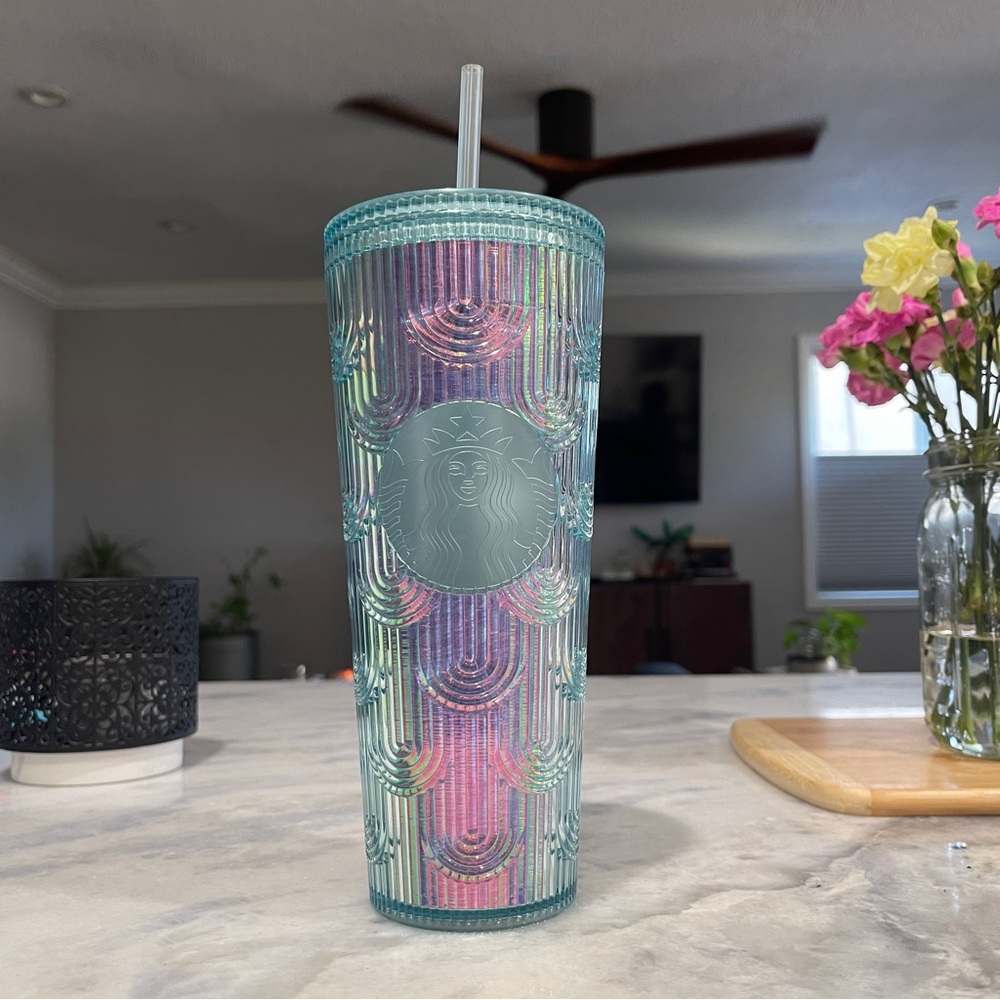 Starbucks Blue and Pink iridescent Geometric pattern Tumbler 24 oz NWT